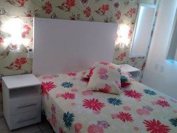 Aparthotel Pharol 2*